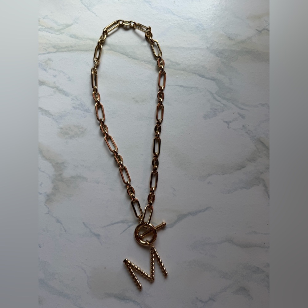 Elegant Gold Chain Initial Necklace - M